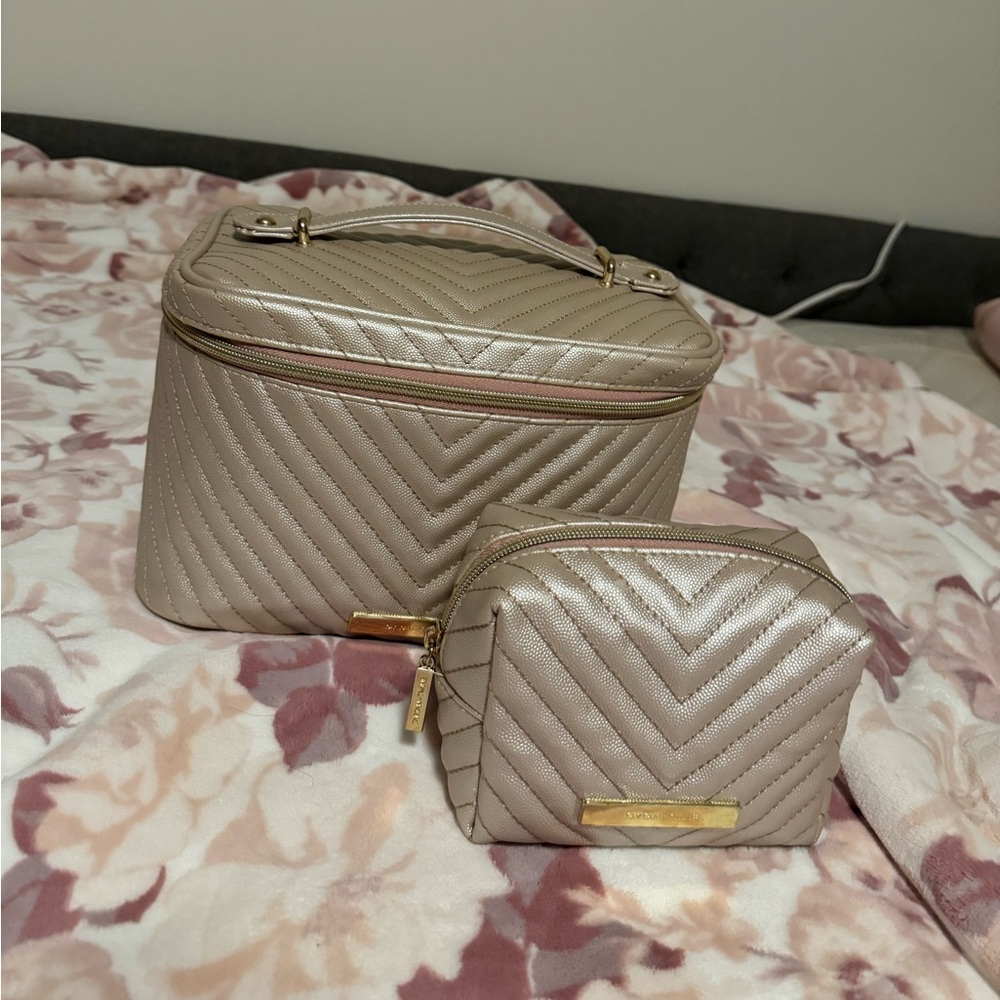 Tartan and Twine cosmetics bag set